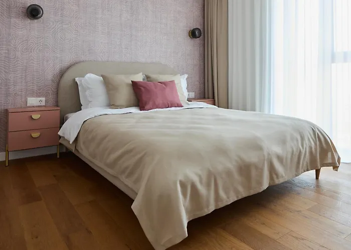 Miss Pink I Cu Un Dormitor I One Cotroceni Park Bukarest